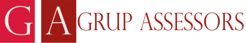 Logo completo Gestoría Grup D'assesors en recuadros rojo y rojo oscuro con letras blancas en fondo de imagen PNG